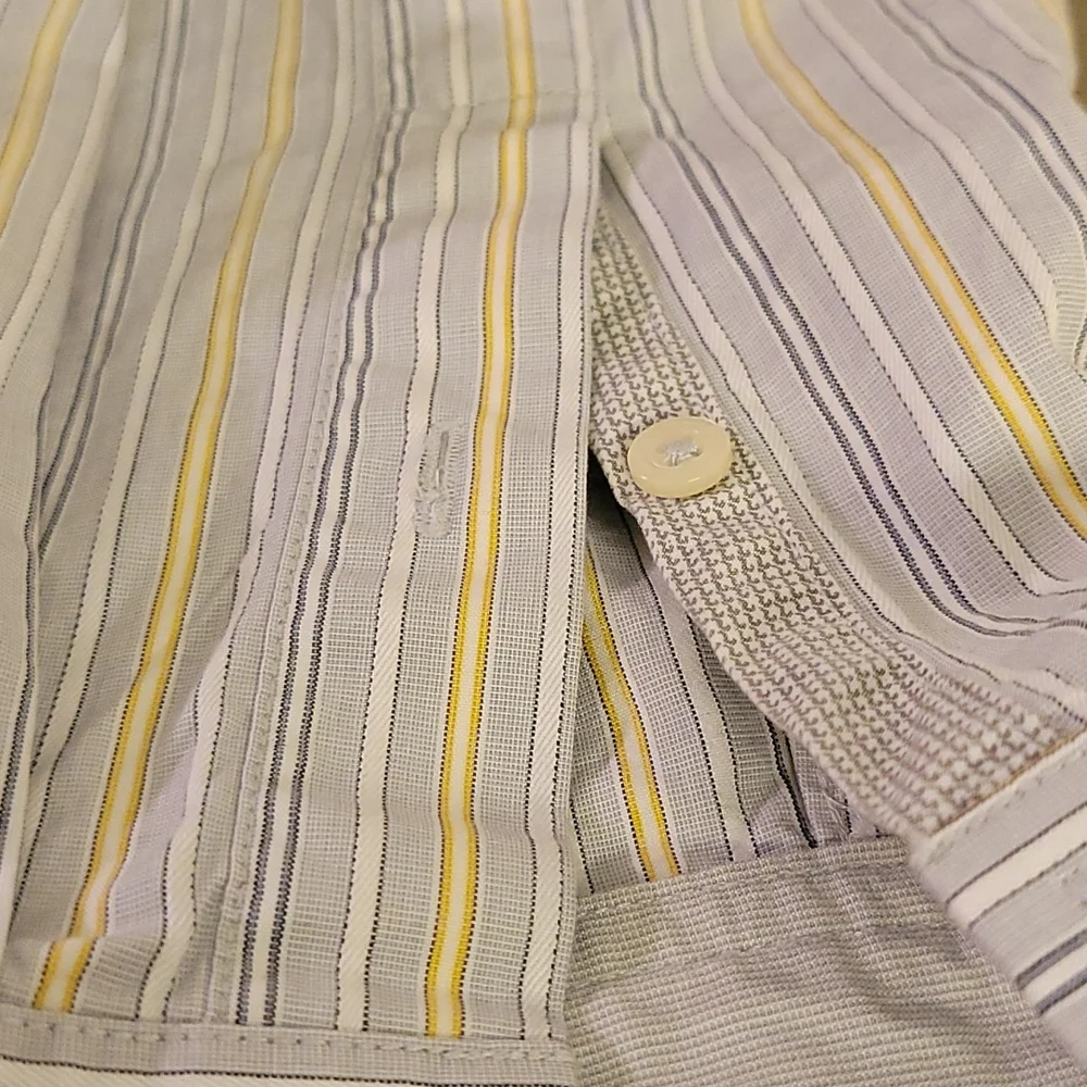 Banana Republic gray shirt